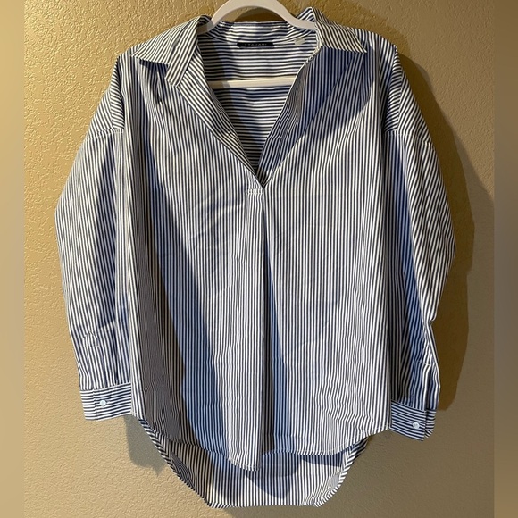 T Tahari Blue and White Striped Men's Shirt - Picture 1 of 5